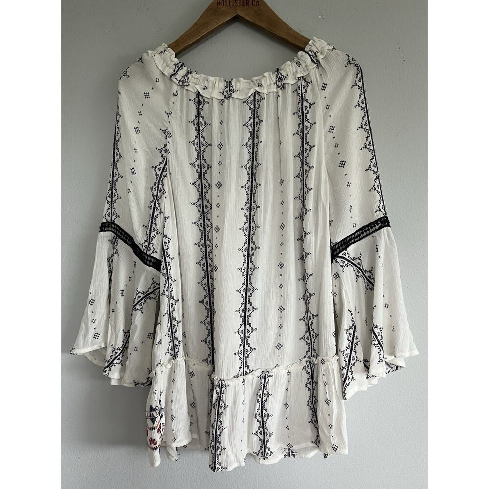 Knox Rose Peasant Top Women's Sz L White Embroidery Tassel Boho Cottage Country - Picture 6 of 10